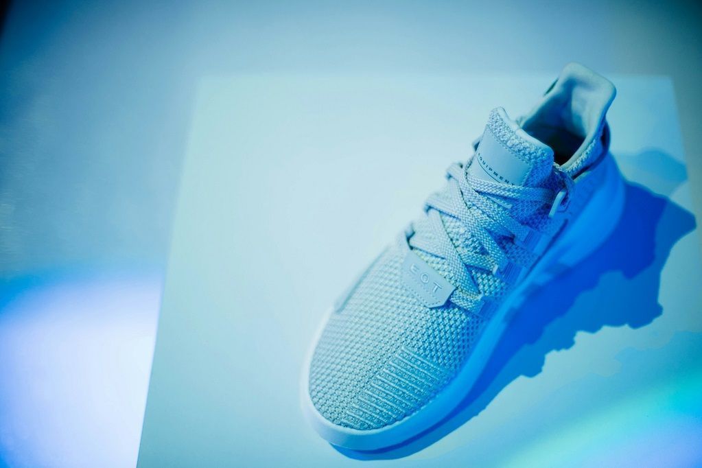 Chinese clothing suppliers expect prices for synthetic fabrics to rise.