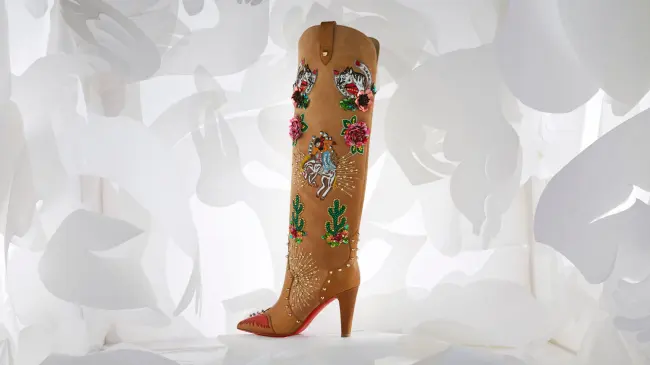 Christian Louboutin ha presentato una collezione in stile cowboy