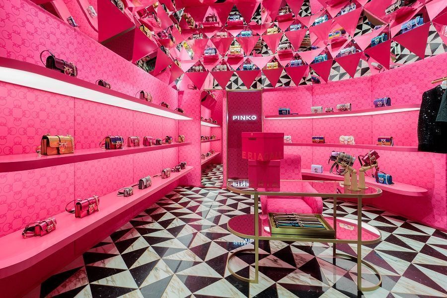 SHOPPING: Louis Vuitton Boutique, Milan, Italy Editorial