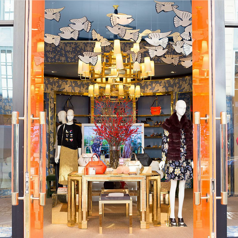 Pop-up-Schaufenster von Tory Burch auf der Madison Avenue in New York