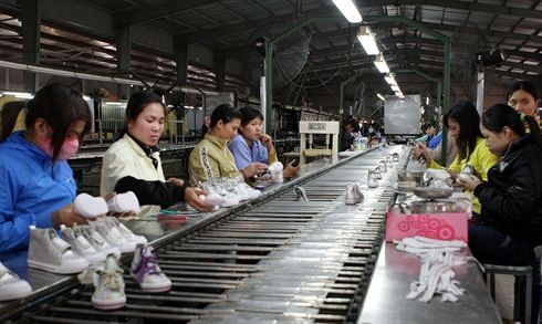 Вьетнам наращивает экспорт обуви