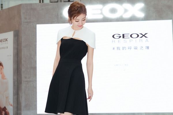 Geox  открыл поп-ап магазин в Китае