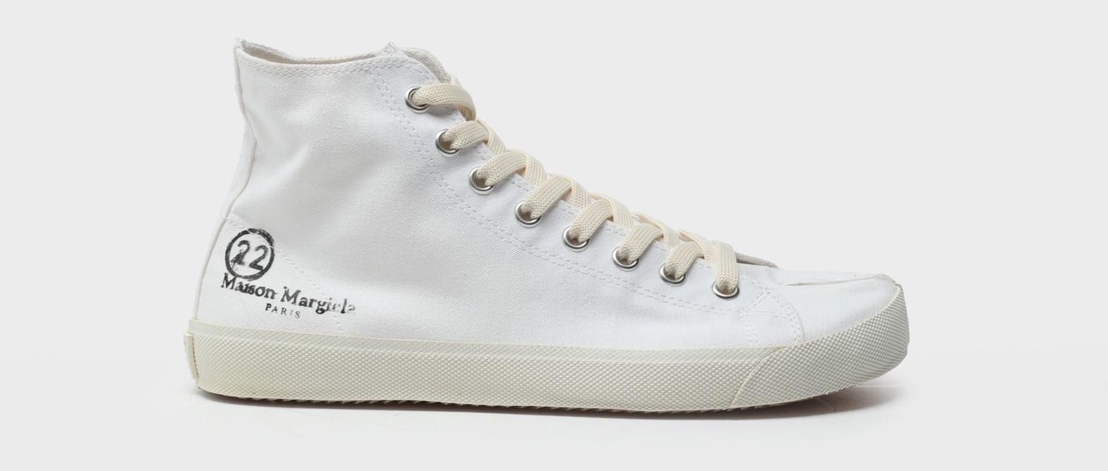 Maison Margiela, кроссовки Tabi, $495