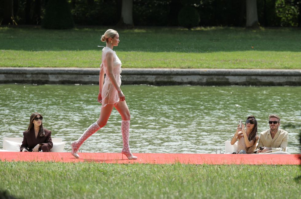 The fashion show of the Jacquemus autumn-winter 2023/24 collection took place in Versailles