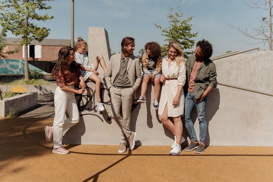 SOHO Fashion became a distributor of Bullboxer and Refresh