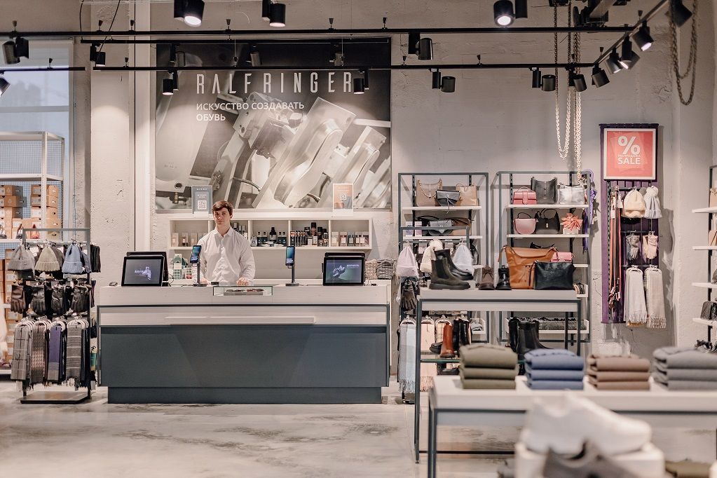 Ralf Ringer opened an outlet in his own factory building.