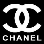 Обувной корнер от Chanel