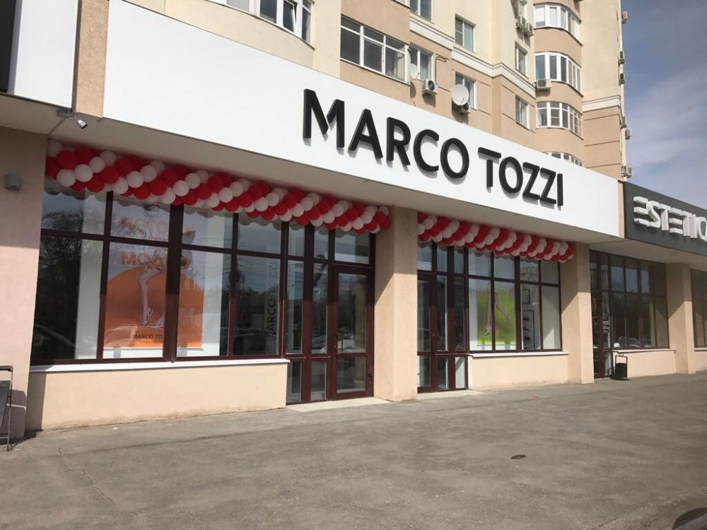 Marco Tozzi. Das Unternehmen hat in Russland den ersten Single-Brand-Store in einem neuen Konzept eröffnet!