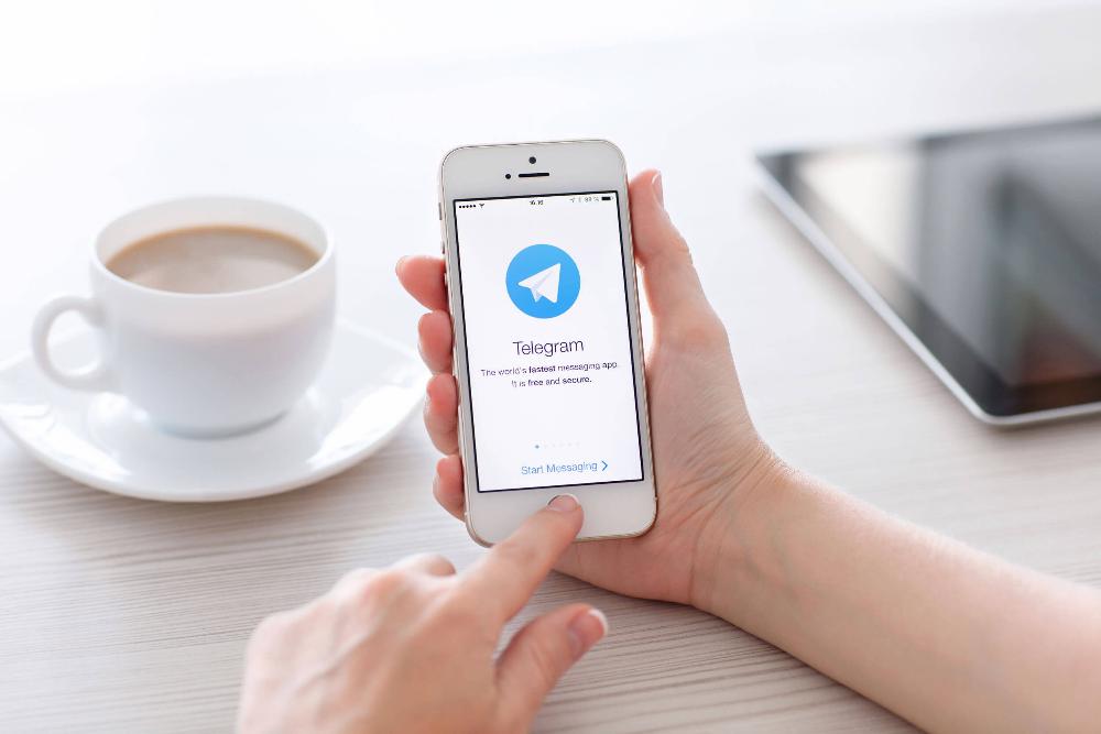 Cómo trabajar en VKontakte y Telegram