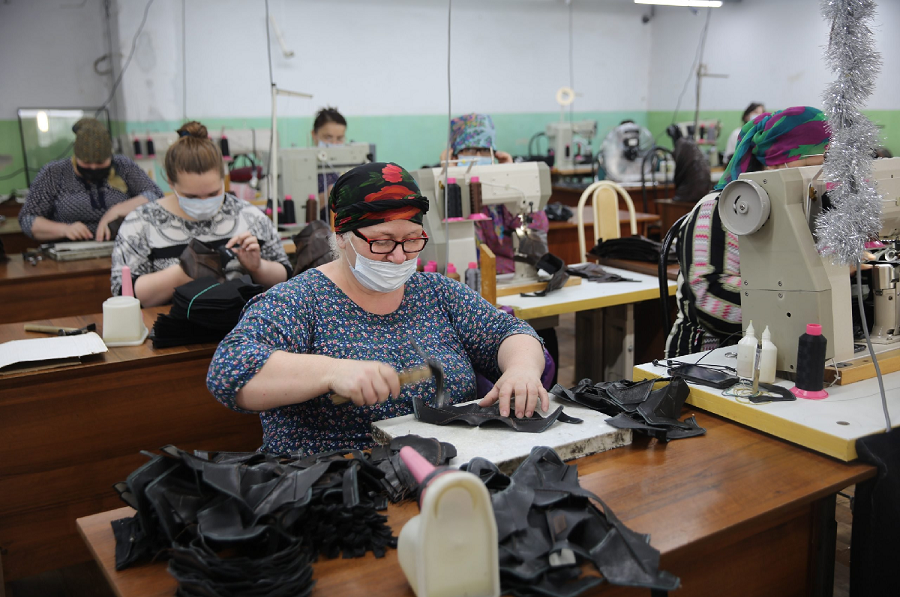I produttori di scarpe del Daghestan si preparano a lanciare un nuovo marchio sul mercato