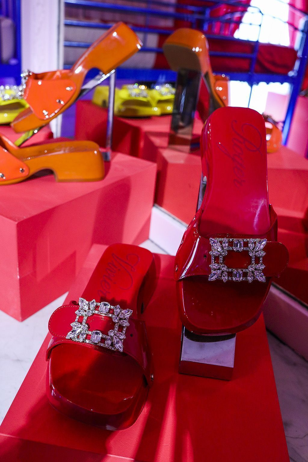 Roger Vivier Spring'20, photo: Footwearnews.com