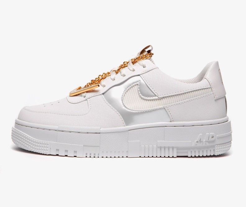 Nike adorns women's sneakers with a gold chain