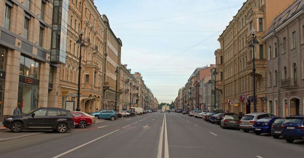 St. Petersburg has a maximum vacancy rate on the main shopping streets