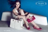 Anne Hathaway starred in Tod's new commercial