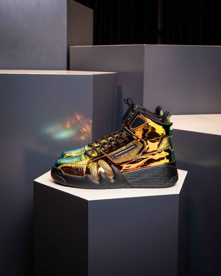 Giuseppe Zanotti unveils new fall '20 