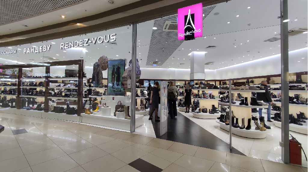 Rendez-Vous запускает производство одежды в России
