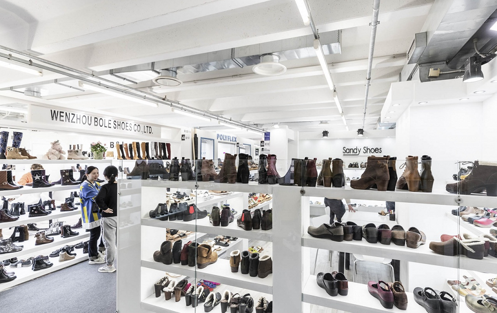 Expo Riva Schuh & Gardabags Prepare for Influx of Chinese Manufacturers
