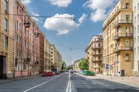 In St. Petersburg, rental rates in the street retail segment fell