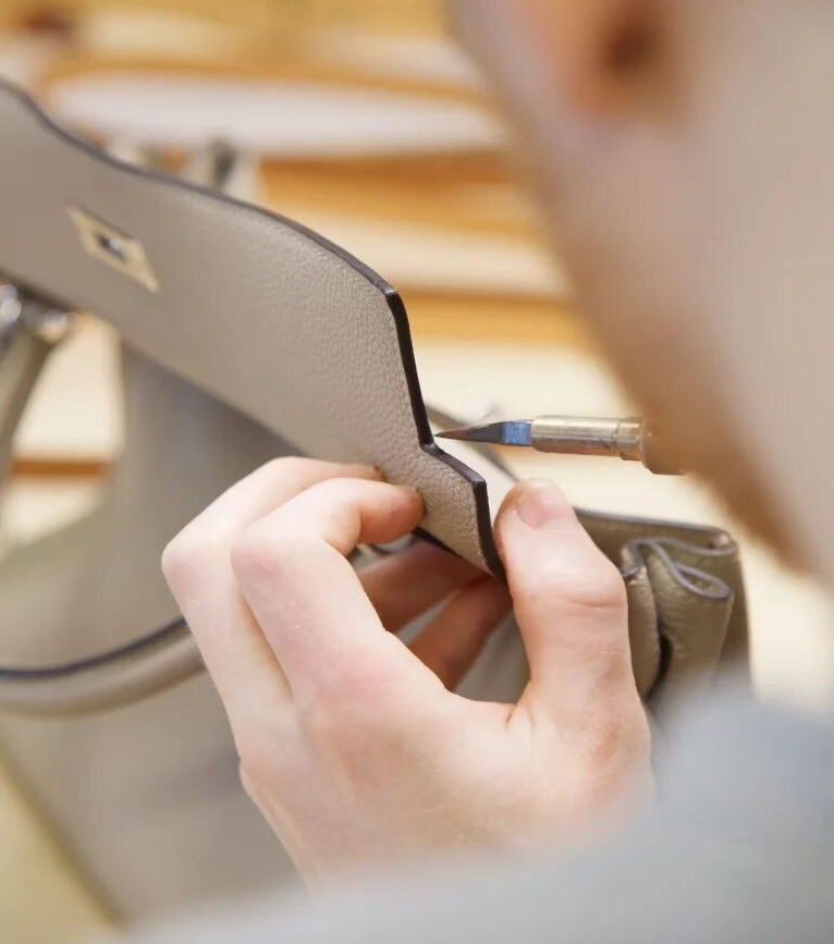 Hermès строит фабрику по производству изделий из кожи во Франции