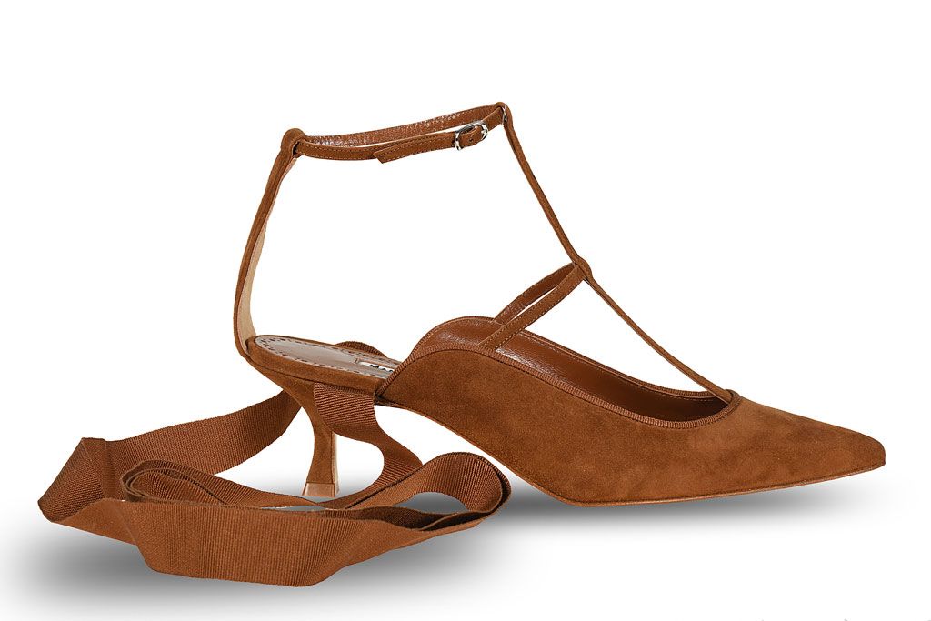 Sandals Khaite Teetala Photo: Footwearnews.com