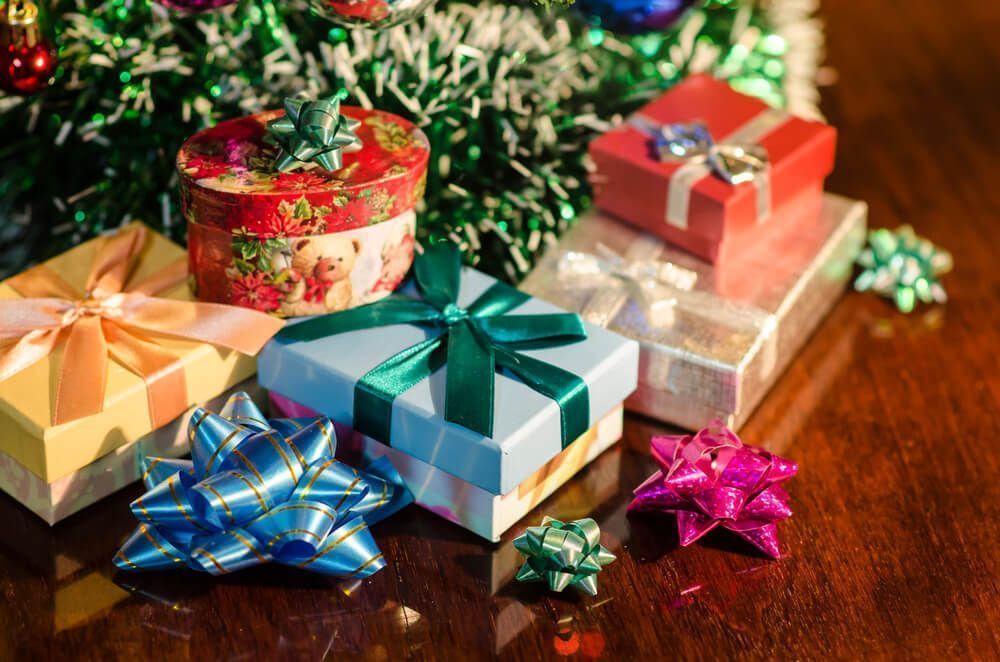 В Великобритании призывают потребителей покупать подарки к Рождеству заранее