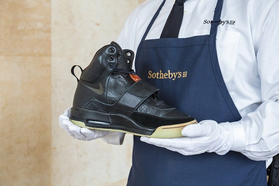 Sotheby's will exhibit sneakers for a million dollars - from Kanye West