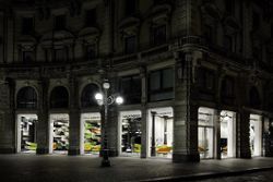 Carlo Pazolini store opens in Milan