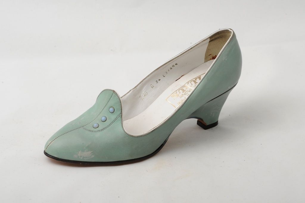 Women's shoes from the Luxus collection