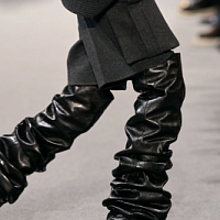 Balmain ha presentato una nuova immagine della donna nella stagione autunno-inverno 2025/26