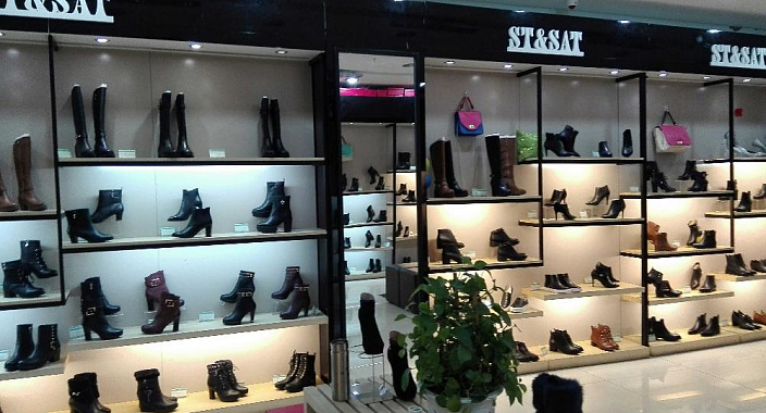 Five rules of professional lighting for a shoe store - something that is relevant in any season