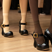 Marc Jacobs hat seinen eigenen Schwerpunkt auf die Silhouette der Mary-Jane-Schuhe gelegt