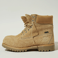 La collaborazione Nonnative x Timberland trasforma gli stivali gialli in pelle scamosciata