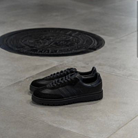 В России запретили параллельный импорт Adidas .