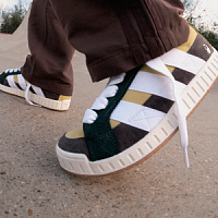 Bape y Adidas presentan una nueva silueta de zapatillas de skate