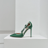 Вышла третья коллаборация Aquazzura x Mytheresa