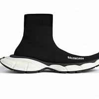 Balenciaga hat eine Neuinterpretation des Sneakers mit gestricktem Obermaterial herausgebracht