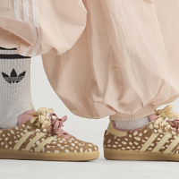 Вышли новые кроссовки Adidas Samba  в принте, имитирующем шкуру оленя