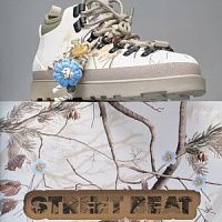 Hikes и Street Beat выпустили коллаборацию  с художником Мишей Никатиным