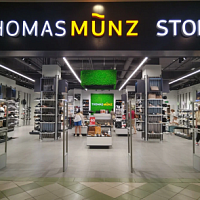 Thomas Munz will add clothes to the assortment