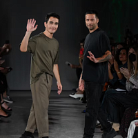 Основатели Proenza Schouler Джек Маккалоу и Лазаро Эрнандес перешли в Loewe