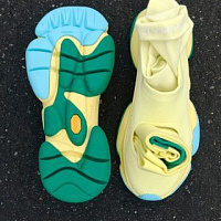 Выходит вторая коллаборация Camper x Issey Miyake