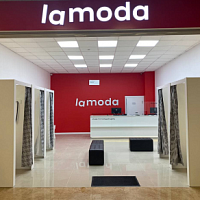 Lamoda will start developing traditional retail
