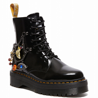 Dr. Martens celebrates XNUMX years of Jadon Boots with collaboration with Marc Jacobs