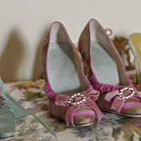 Manolo Blahnik наращивает число магазинов и сокращает оптовые продажи