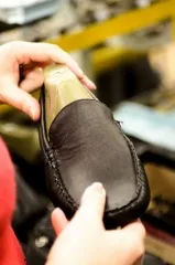 «Юничел» начала выпуск мокасин