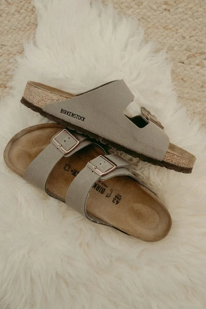 Birkenstock se prepara para emitir bonos para refinanciar su deuda.