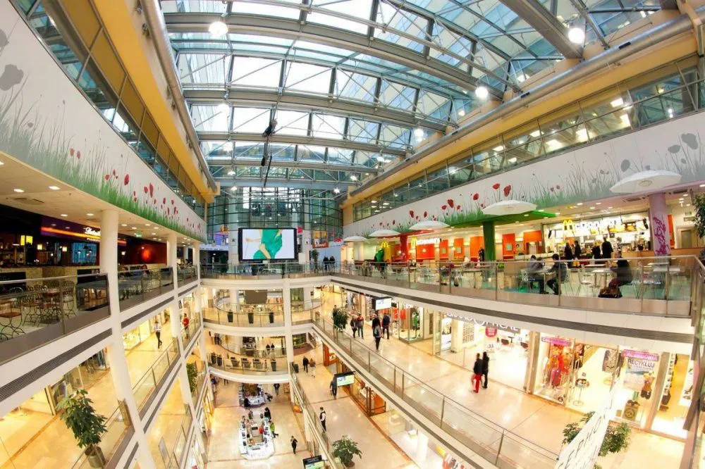 Il mercato immobiliare al dettaglio ha riassunto