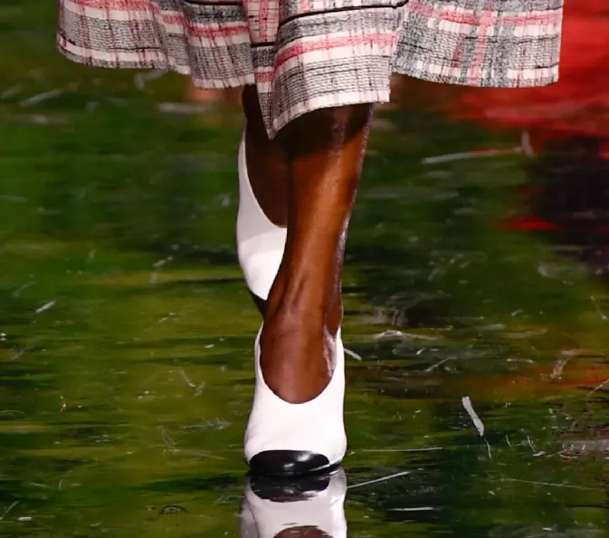 В Париже прошел показ коллекции Chanel Весна-Лето’26 