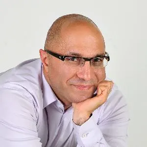 Сергей Саркисов