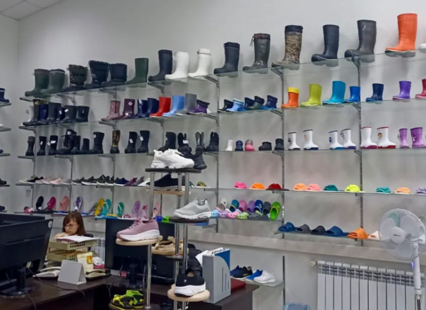 The Astrakhan factory "Dune-Ast" will expand the production of sneakers